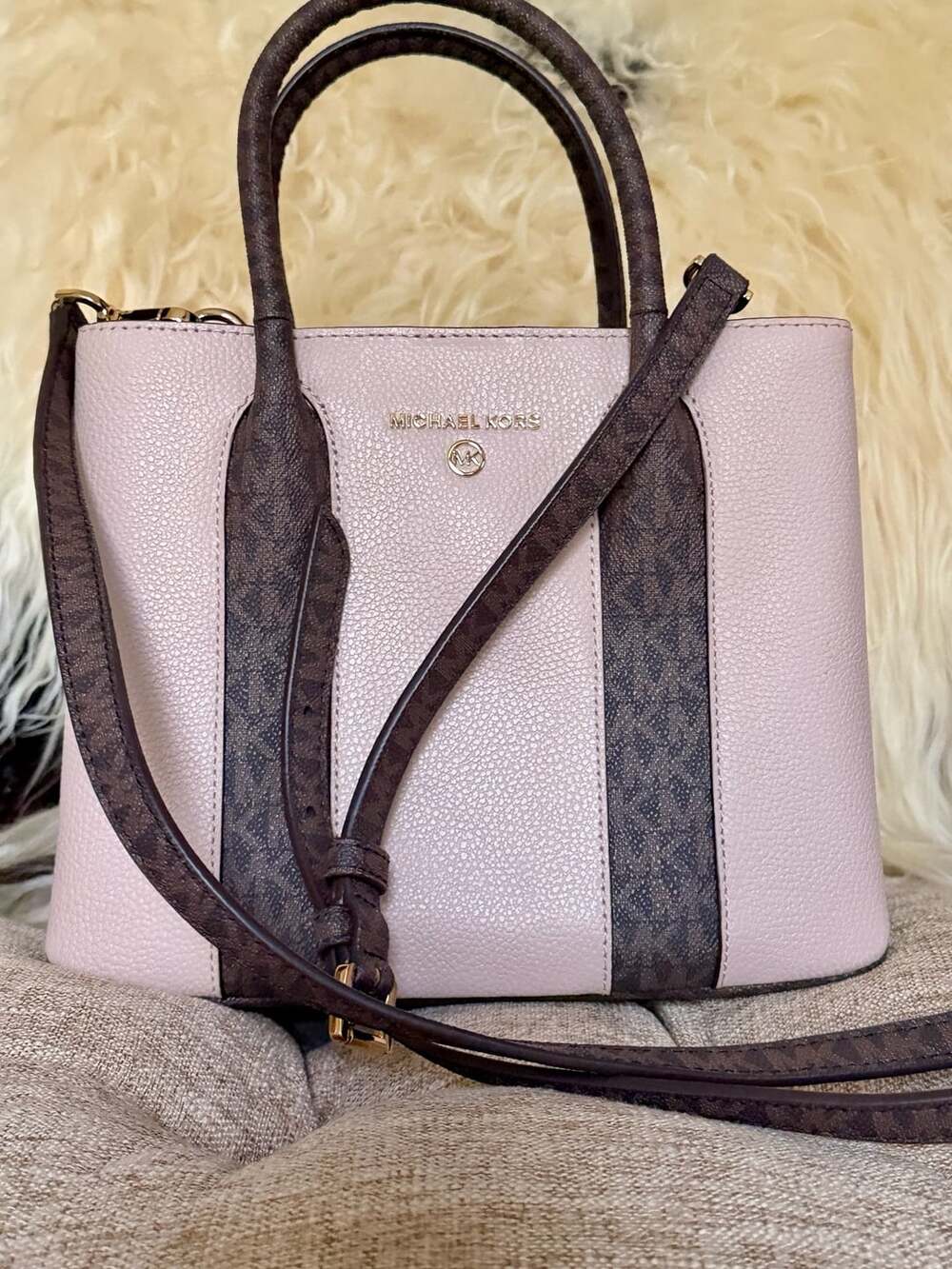 Michael Kors Austin Signature  Pebbled Leather Satchel Crossbody Bag